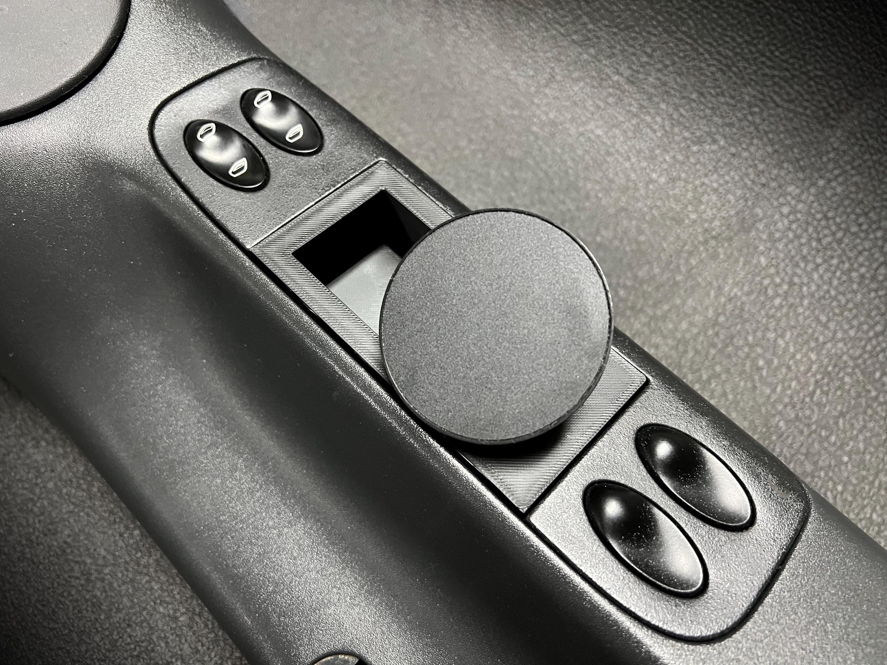 アイホン Rennline ExactFit Magnetic Center Console Phone mount for Porsche