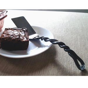 Dessert Spatula with Stainless Steel flipper, Hand Forged, Steel Spatula, Brownie Spatula, Kitchen Spatula, Baking Gifts, Kitchen