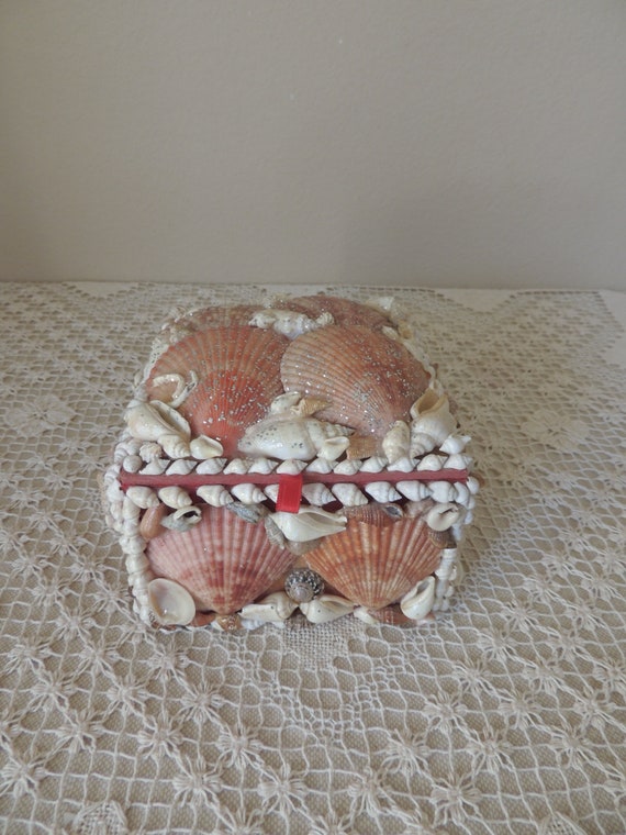 Shell Jewelry Box. Handcrafted Glittery Hinged Shell … Gem