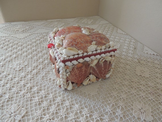 Shell Jewelry Box. Handcrafted Glittery Hinged Sh… - image 3