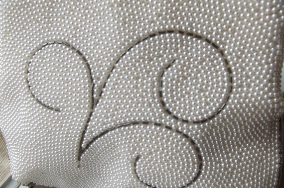 Pearl Beaded Clutch. Formal Vintage Faux Pearl Ev… - image 5