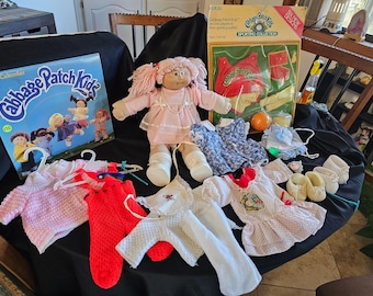 1985 Cabbage Patch Calendar, Doll, Outfits, and shoes