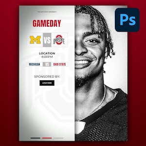 Może przedstawiać: Grafika promocyjna na mecz futbolu amerykańskiego. Lewa strona zawiera czerwony tekst "GAMEDAY", logo drużyn i szczegóły meczu. Prawa strona przedstawia czarno-biały portret uśmiechniętej osoby. Niebieskie logo "Ps" znajduje się w prawym górnym rogu.