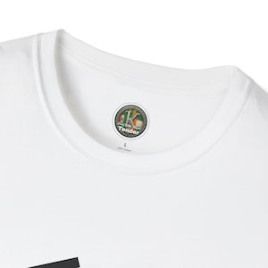 Solo en casa consigo mismo esta divertida camiseta para niños con llave al cuello: Camiseta de humor independiente para adultos, Niños que vuelven del colegio a una casa vacía, Niños de los 80 imagen 19