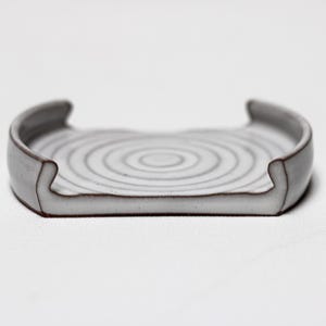 Handmade Ceramic Soap Dish– Modern Ripple Design with Raised Edges, Minimalist Pottery Catchall