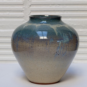Vase en grès fait main - Vase en céramique bleu et beige - Pièce décorative tournée vers la maison