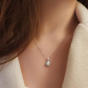18K Solid Gold Natural Diamond Dainty Necklace , Round Diamond Cluster /  Everyday Minimalist ,Fine Jewelry, Round Shape 0.25 Carat