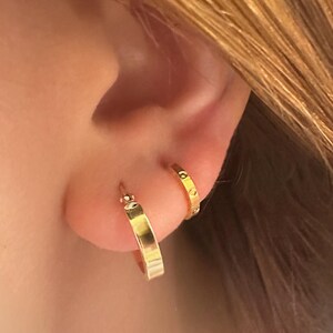 18k Solid Gold Hoop Earrings 14mm / Huggies Loop earrings  / Light weight / Dainty Earrings / Everyday Earrings / Perfect For Ear Stack