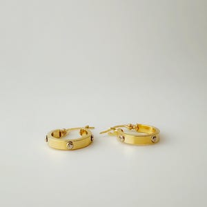 18k Solid Gold Hoop Earrings Two tone /  Loop earrings / Light weight Earrings / 13.5mm  Real Gold , Everyday Earrings / Minimalist earrings