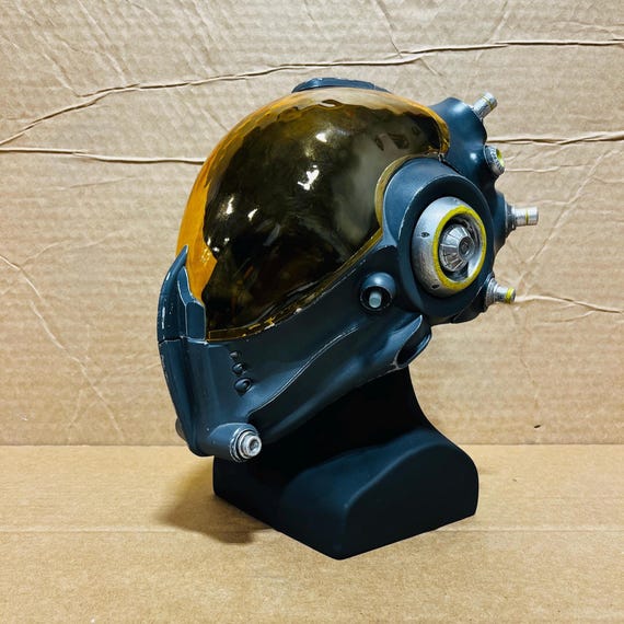 finger space motorcycle helmet Daytona Viper Full Face performance helmet that meets and exceeds D.O.T Is this helmet too tight