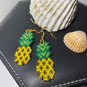 Handcrafted Beaded Earrings with Miyuki Delica Beads – Pineapple Design