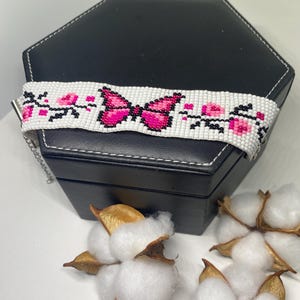 Handcrafted Summer Beaded Bracelet – Boho Chic Jewelry