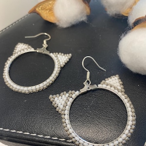 Cat-Shaped Bead Earrings, Cute Animal Jewelry, Unique Cat Earrings, Gift for Cat Lovers