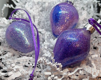 Modern Christmas Bulb Glitter Ornament