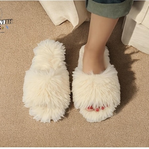 Women&#39;s Plush Slippers | Soft Indoor House Shoes | Anti-Slip Warm Home Flats | Cozy Open-Toe Sandals | Comfy Bedroom & Lounge Footwear