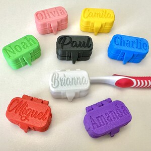 Tandenborstelhoes | Gepersonaliseerd | Aangepaste naam gegraveerd | Veilige vergrendeling met scharnier | Voor op reis, decoratie, cadeau voor familie en vrienden