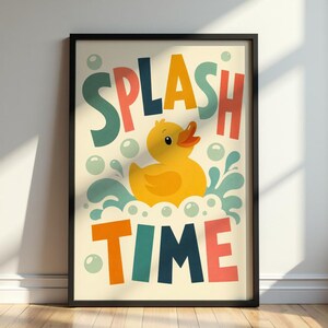 Splash Time Duck Poster, Söt Badrumsväggkonst för Barn, Färgglad Barnrumstryck Badkarsstänk Poster - Illustration, Krämfärgad och Blågrön