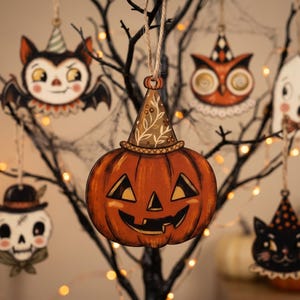 Mini Halloween-dekorationer för litet träd, vintage Halloween-dekor inomhus med vampyr, sött spöke, pumpa, svart katt, skelett, häxuggla bild 10