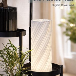 Moderner Twisted Lampenschirm STL | Minimalist LED | 2 Größen enthalten STL + Bambu-Dateien