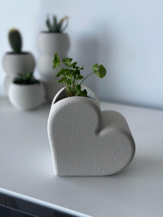 pflanztopf herz Pflanzgefäß Blumentopf Beton Heart Pot 30cm Grau – Teramico main image 0