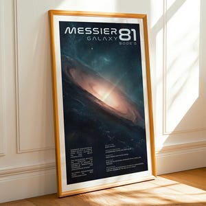 Póster imprimible de la Galaxia Messier 81: Arte mural espacial de galaxia espiral, con la Galaxia de Bode en un diseño de universo estrellado.
