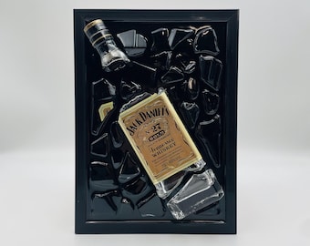 Jack Daniels Gold Broken Bottle Art-epoxyhars
