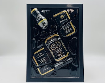 Jack Daniels Gold Master Broken Bottle Art epoxyhars