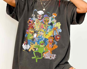 Disney The Muppets Character Group Portrait T-Shirt, Vintage Kermit Miss Piggy Gonzo Fozzie Animal Tee, Disneyland Family Trip Matching 2026
