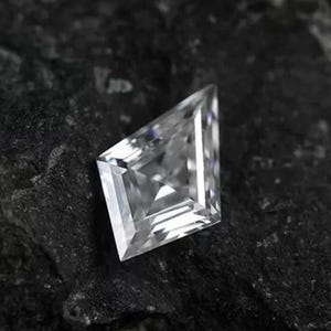 Kite Cut Lab Moissanite Diamond: Super D Color, GRA-certifierad, 3x5-8 x 12 mm