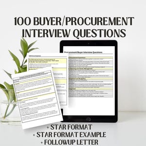Op de afbeelding: Een digitale tablet met een lijst van 100 interviewvragen voor inkopers en procurement. De vragen zijn georganiseerd in categorieën zoals inkoopervaring, sourcing en leveranciersmanagement, en budgettering. De tekst "STAR FORMAT" staat in vetgedrukte letters onderaan de afbeelding.