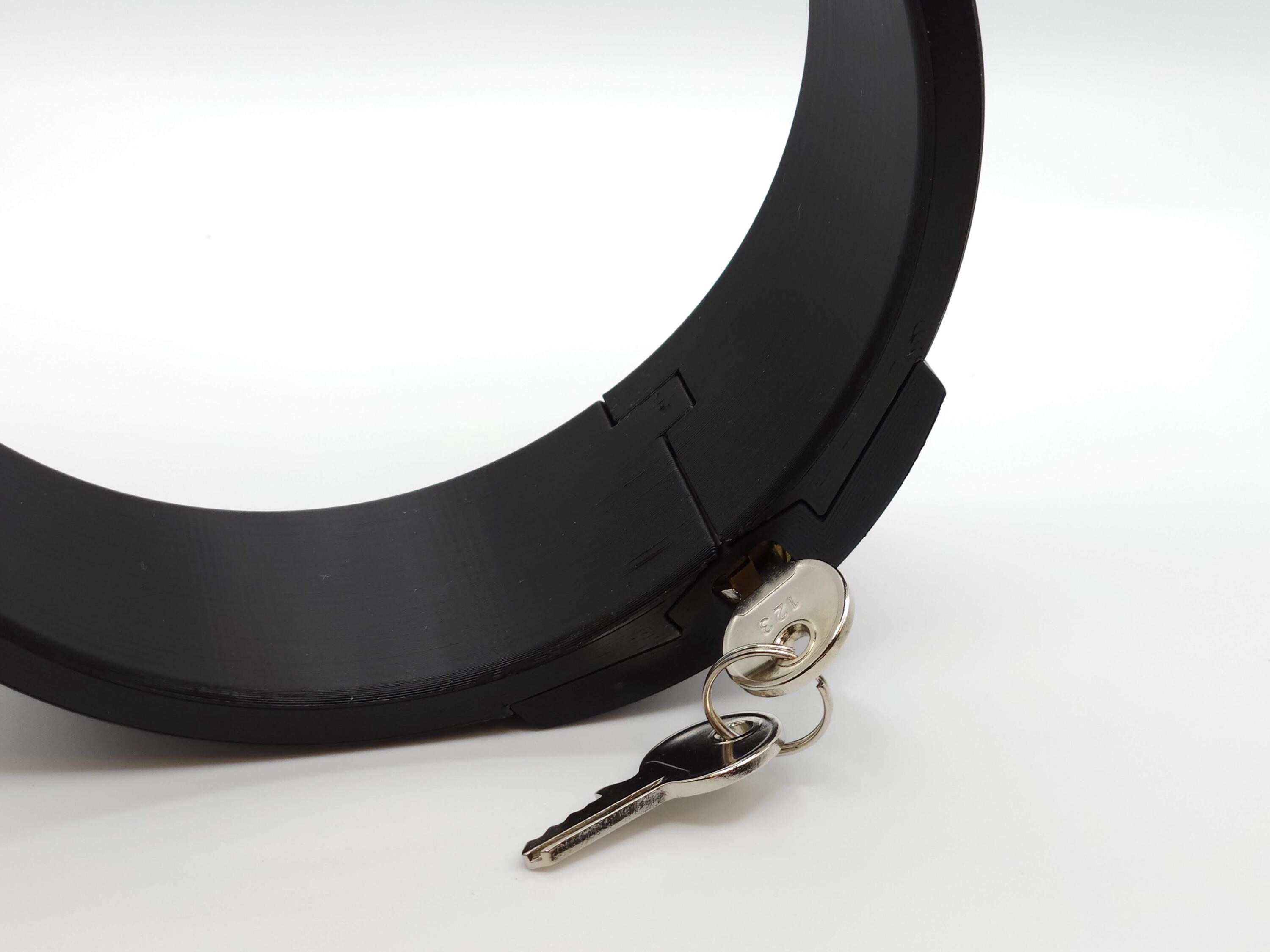 Locking Bondage Collar With Hidden Padlock Black - 1.5