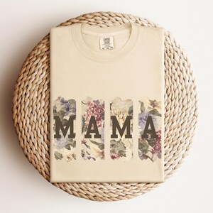 Comfort Colors® Custom Floral Flower Mama Shirt, Mothers Day Grandma New Mom Mama Gift, Gifts For Mom Gigi, Gift For Mom Grandma Mama Gigi