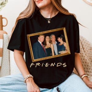 Donald Trump en Jeffrey Epstein Best Friends Parody Tee, Trump Epstein List Release The Files, Trump Epstein Besties Trump Sucks-shirt