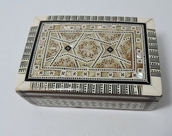 Vintage Wood Trinket Box with Mother of Pearl Inlay