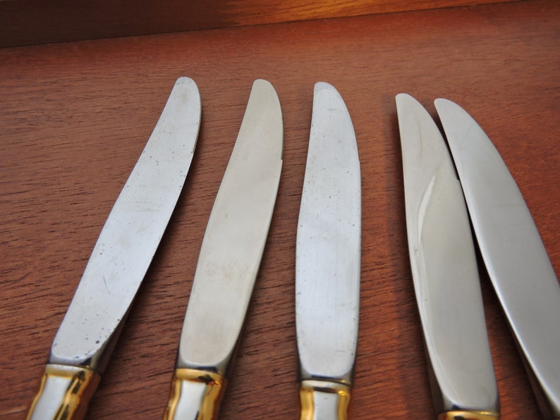 Stainless Royal Chippendale Knives Gold Accent On Edge Community Oneida 1987