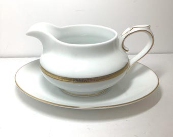 Charter Club Gravy Boat With Saucer