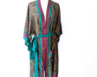 Kimono verde setoso, vestaglia paisley, vestaglia boho da donna, spolverino verde scuro, vestaglia boho moderna, vestaglia da cerimonia, tunica estiva con cintura, lussuosa