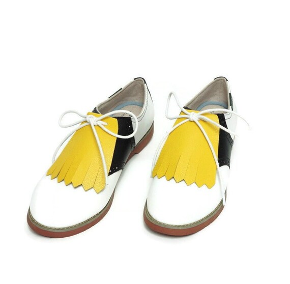 Vintage GLOBAL Golf Shoes Yellow & White Leather Kiltie Fringe Made in Japan 8C Vintage GLOBAL Golf Shoes Yellow & White Leather Kiltie  main image 2