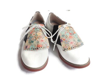 Floral Golf Shoe Kilties: Leather Springtime Shoe Accessories