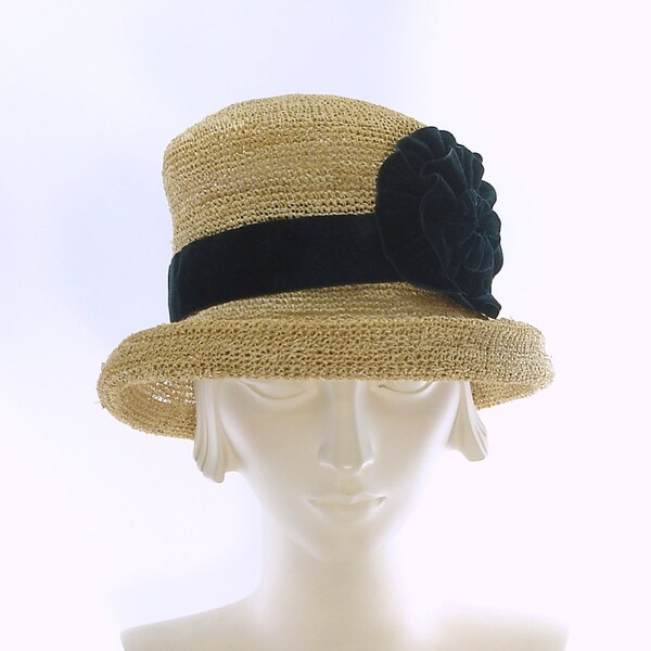 Shabby Chic CLOCHE HAT - Crochet Straw Hat