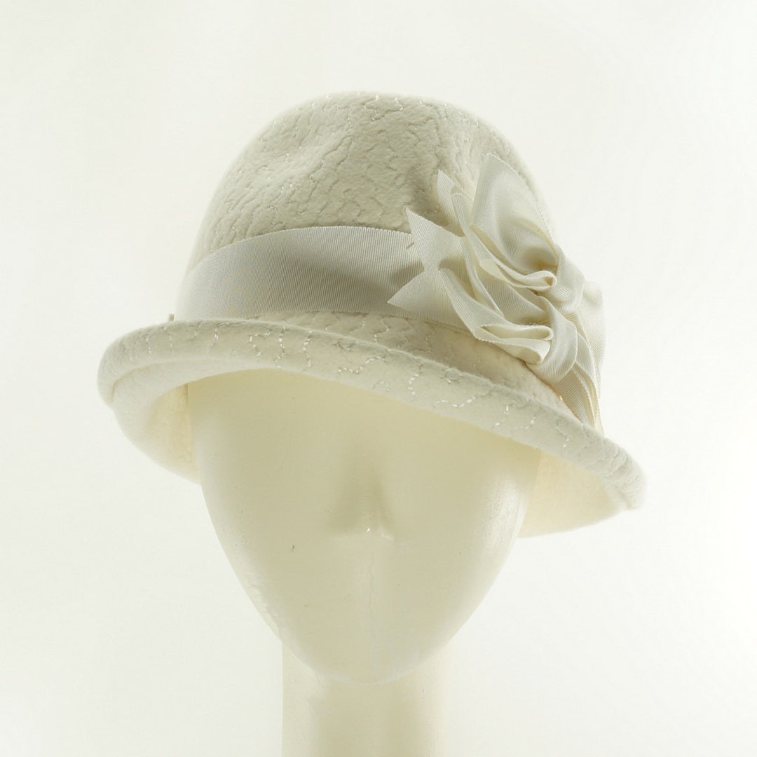 ladies winter white dress hats