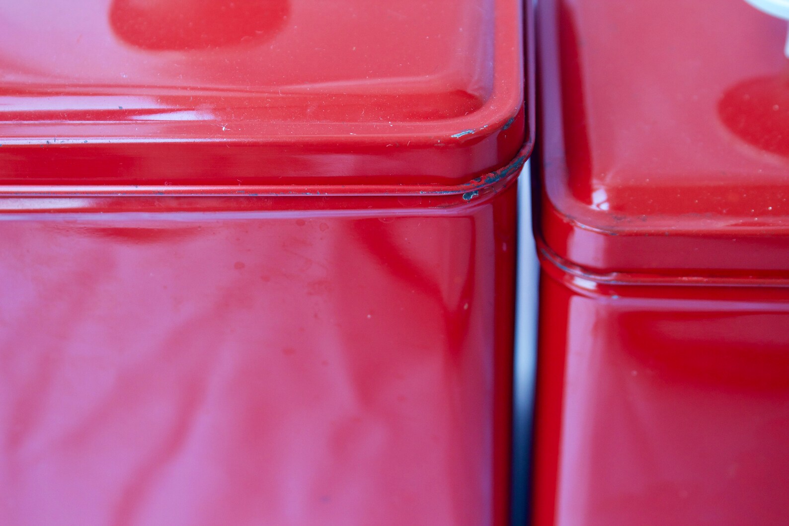 Vintage Botes de lata Roja / Regalo para Vivero / Cajas de | Etsy