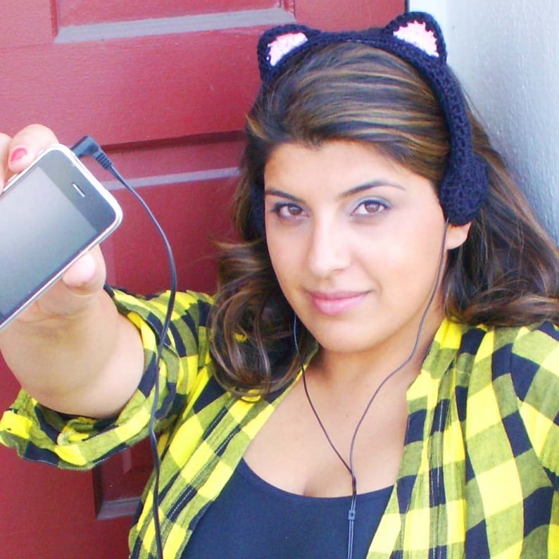 Black Cat Crocheted Headphones image 2