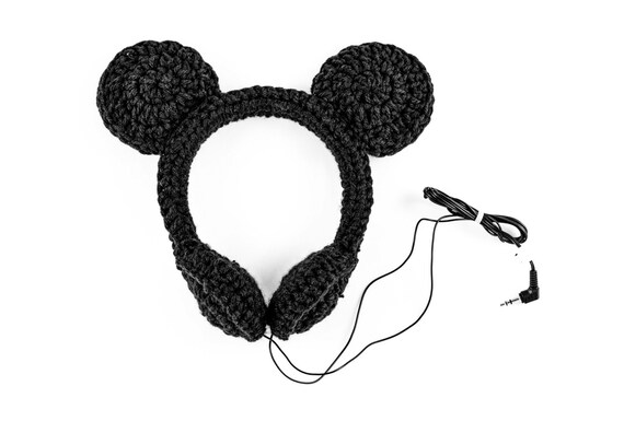 mickey mouse with headphones