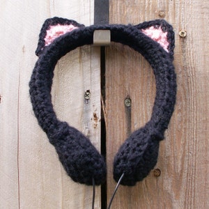 Black Cat Crocheted Headphones image 3