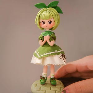 Niestandardowa figurka z gliny – Anime, postać z gry, styl Chibi | Spersonalizowana figurka wykonana ręcznie