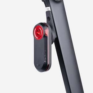 Mocowanie sztycy siodełka Canyon Aeroad Gen 4 – przykręcane (pozycja dolna), Garmin Varia 515/715, radar Wahoo Trackr, Trek Flare RT/CarBack, Magene