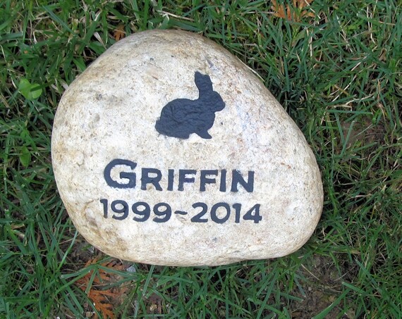 rabbit memorial stone