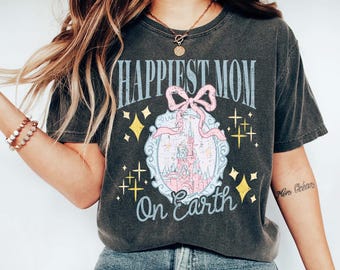 Chemise rétro pour la maman la plus heureuse du monde, T-shirt Château Disney, T-shirt maman avec noeud coquette, T-shirt Coquette avec noeud Château Disney, Cadeau fête des mères pour maman