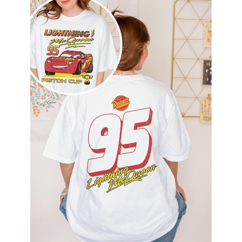Vintage Lightning McQueen Comfort Colors Shirt, Disney Pixar Cars Shirt, Retro McQueen Graphic Tee, Disney Family Vacation Trip Shirt 2026 bild 4